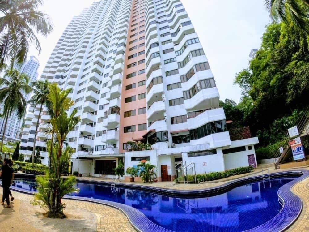 Airbnb At Sri Sayang Batu Ferringhi Beach Bagian luar foto