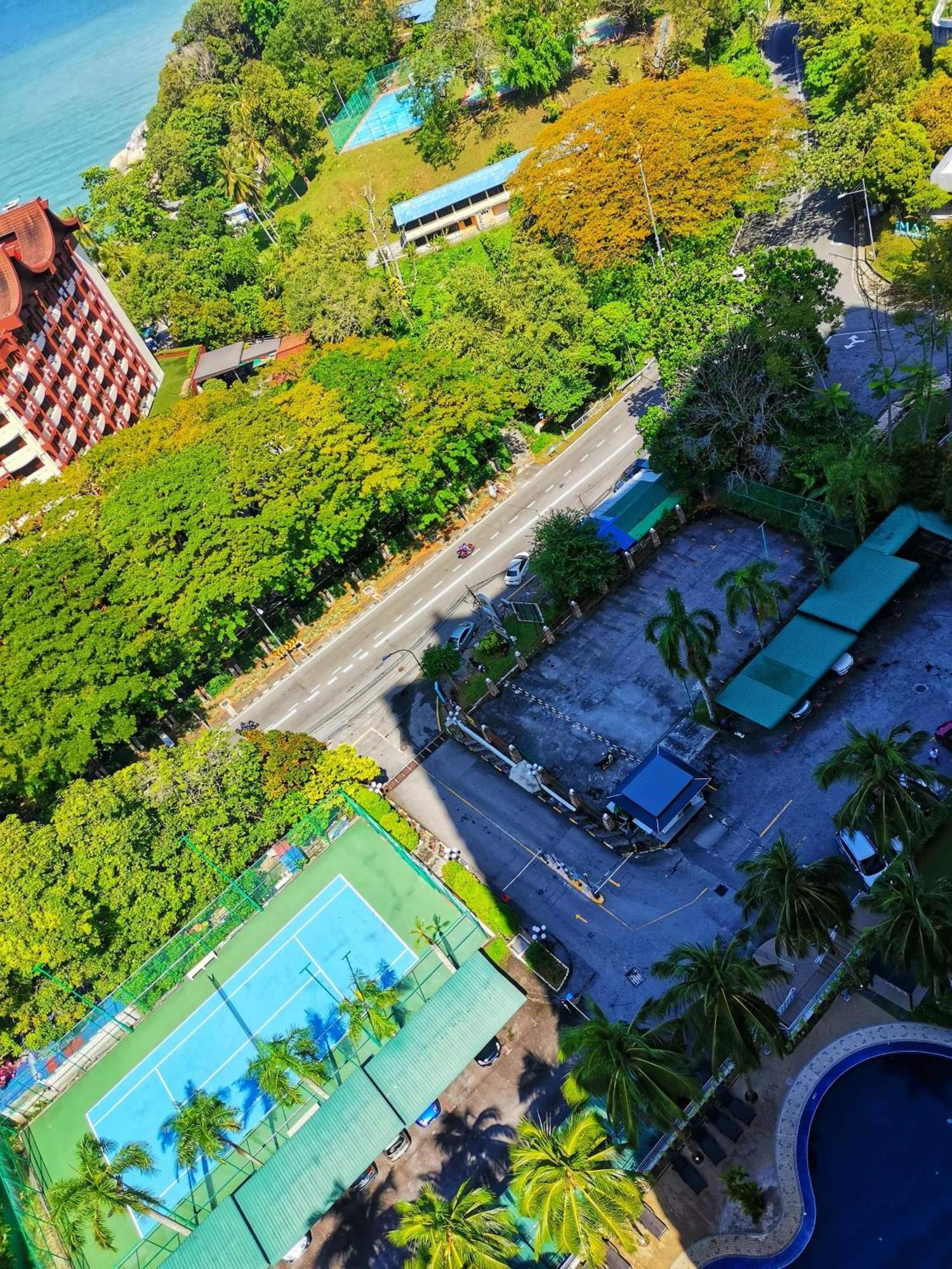 Airbnb At Sri Sayang Batu Ferringhi Beach Bagian luar foto