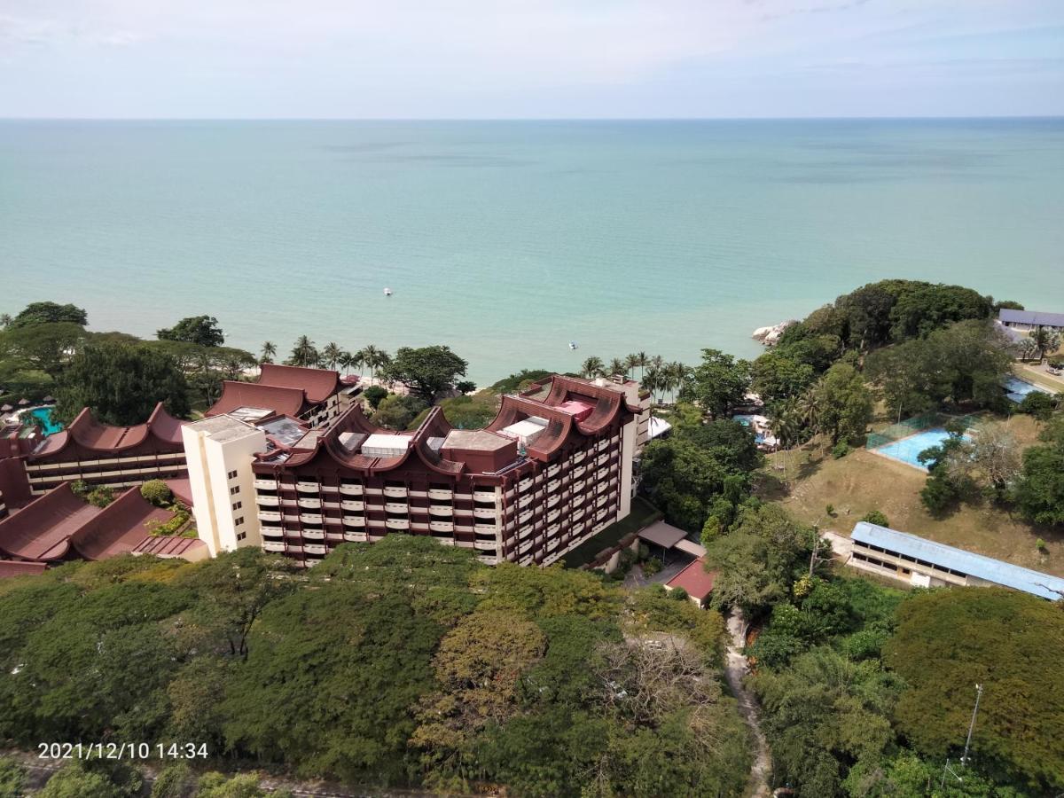 Airbnb At Sri Sayang Batu Ferringhi Beach Bagian luar foto