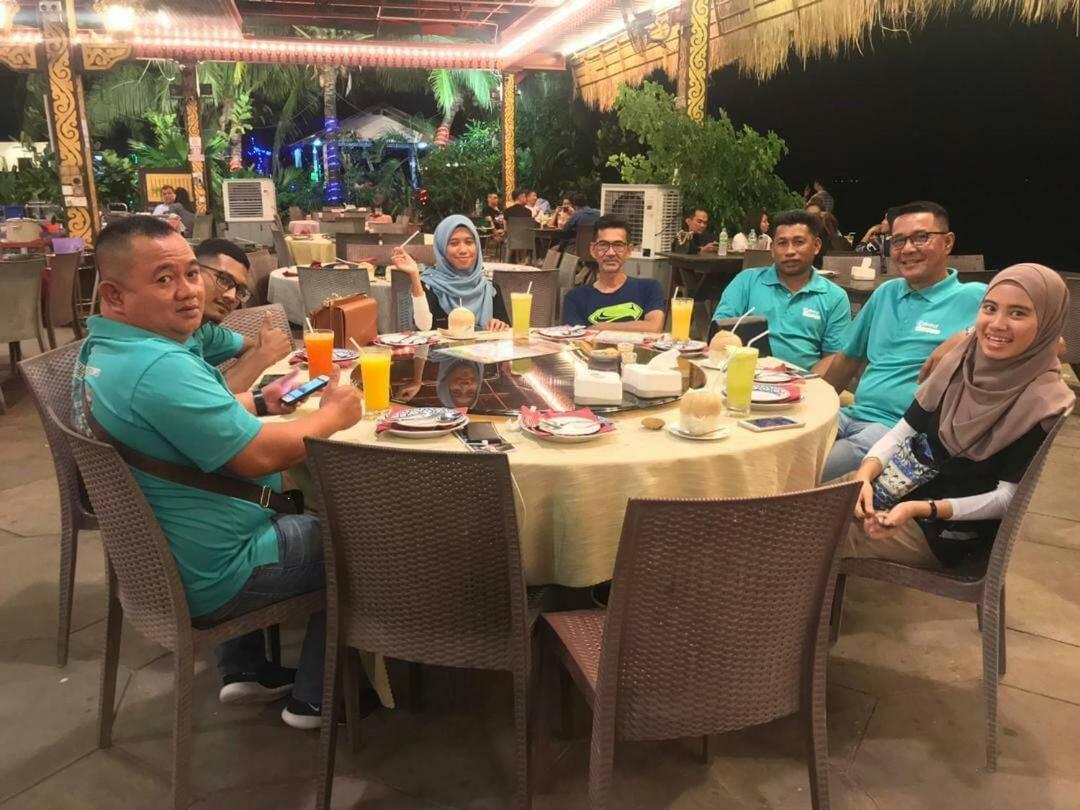 Airbnb At Sri Sayang Batu Ferringhi Beach Bagian luar foto