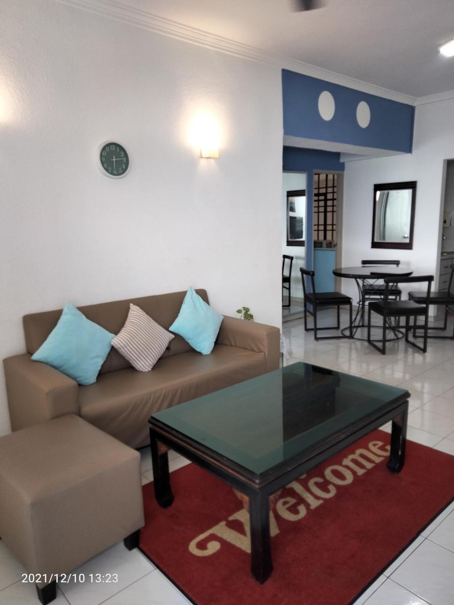 Airbnb At Sri Sayang Batu Ferringhi Beach Ruang foto